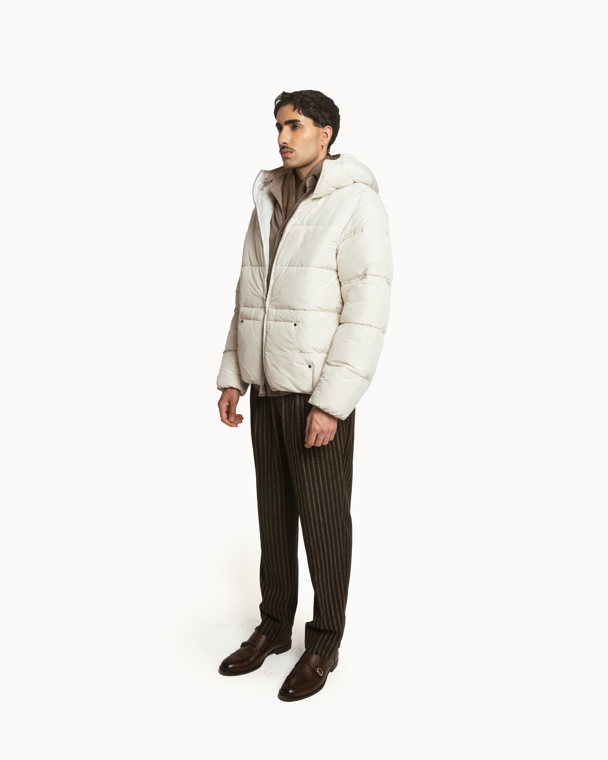 Puffer Jacket full sleeves in cream