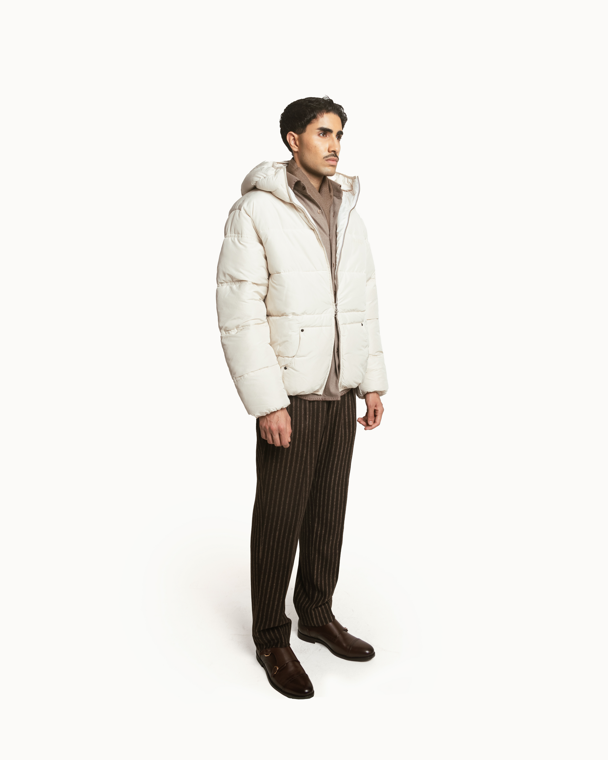 Puffer Jacket full sleeves in cream