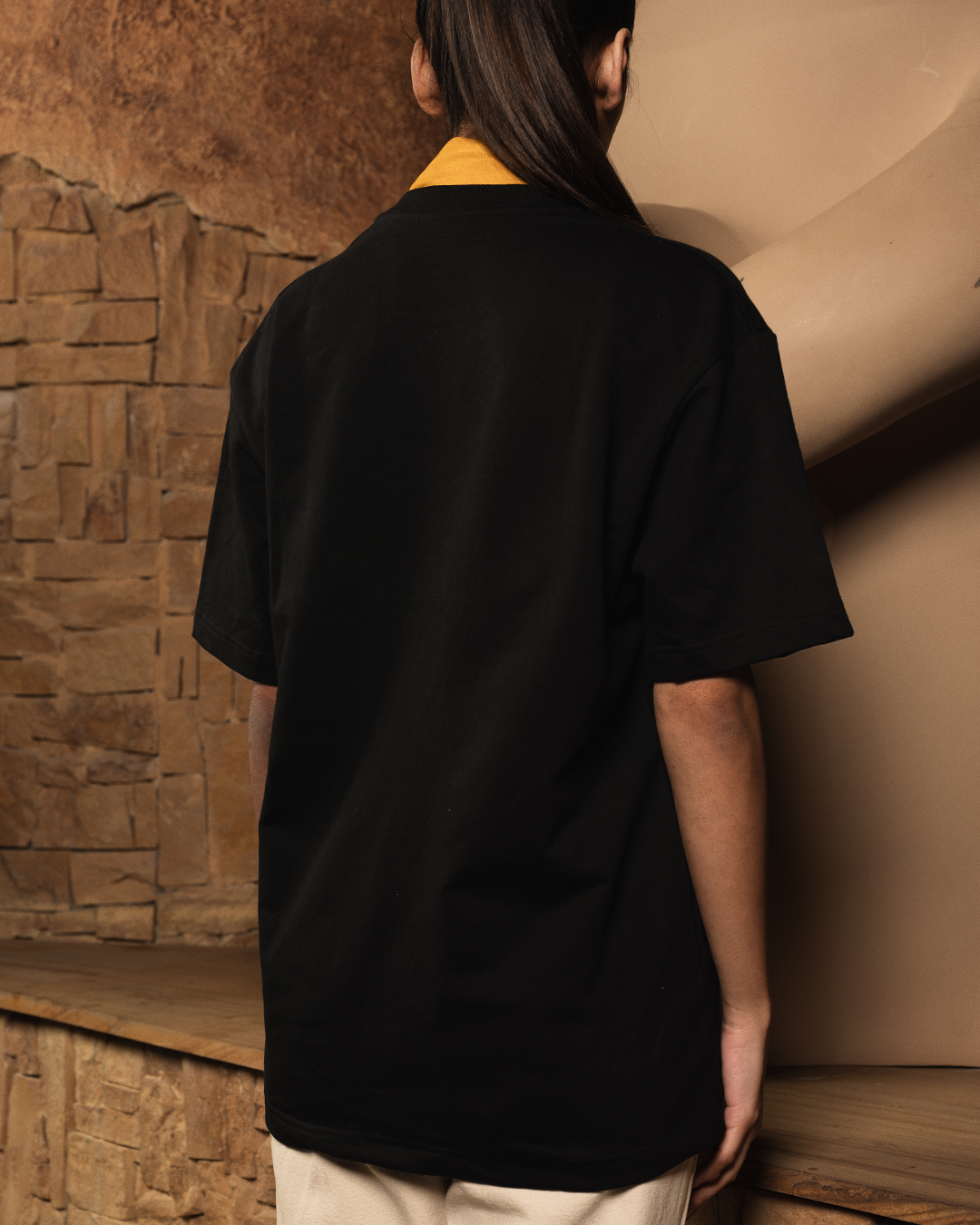 Talk Sweet To Me Tshirt In Black